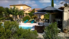 Villa en campagne en Arles